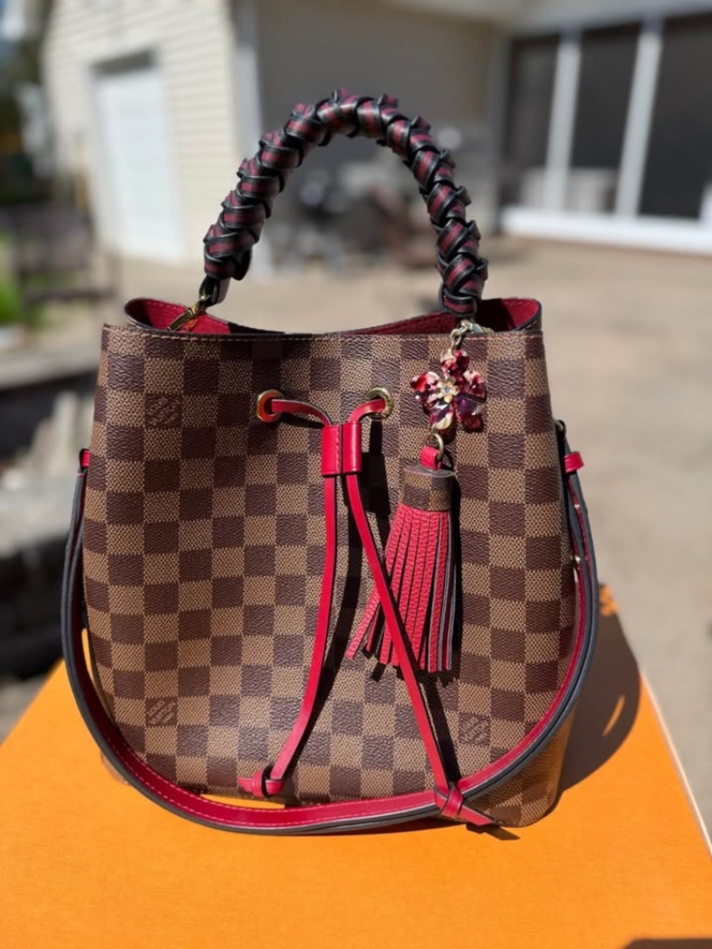 Louis Vuitton NéoNoé MM Handbag Purse Cherry Berry